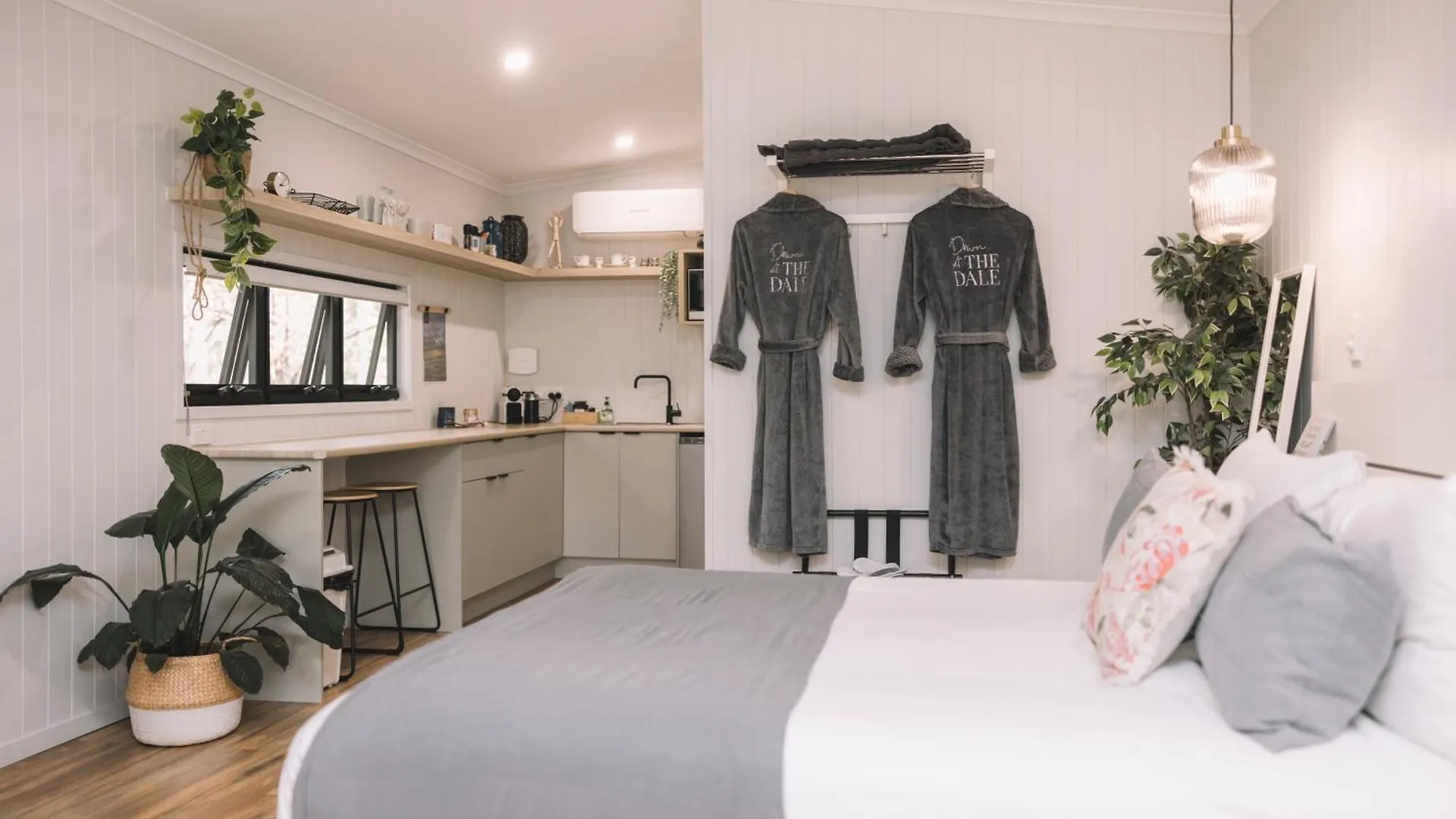 Romance Awaits At Down At The Dale Studio Conondale