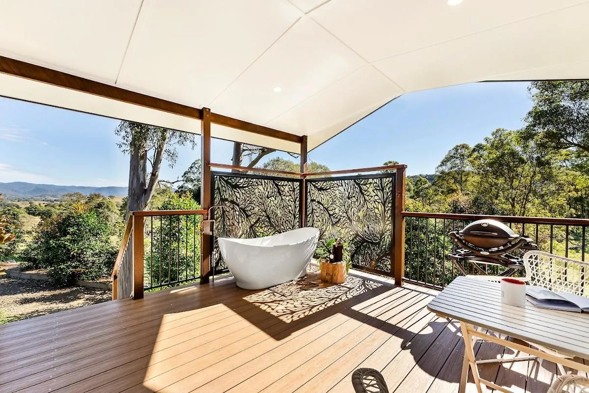 Romance Awaits At Down At The Dale Studio Conondale 0*,