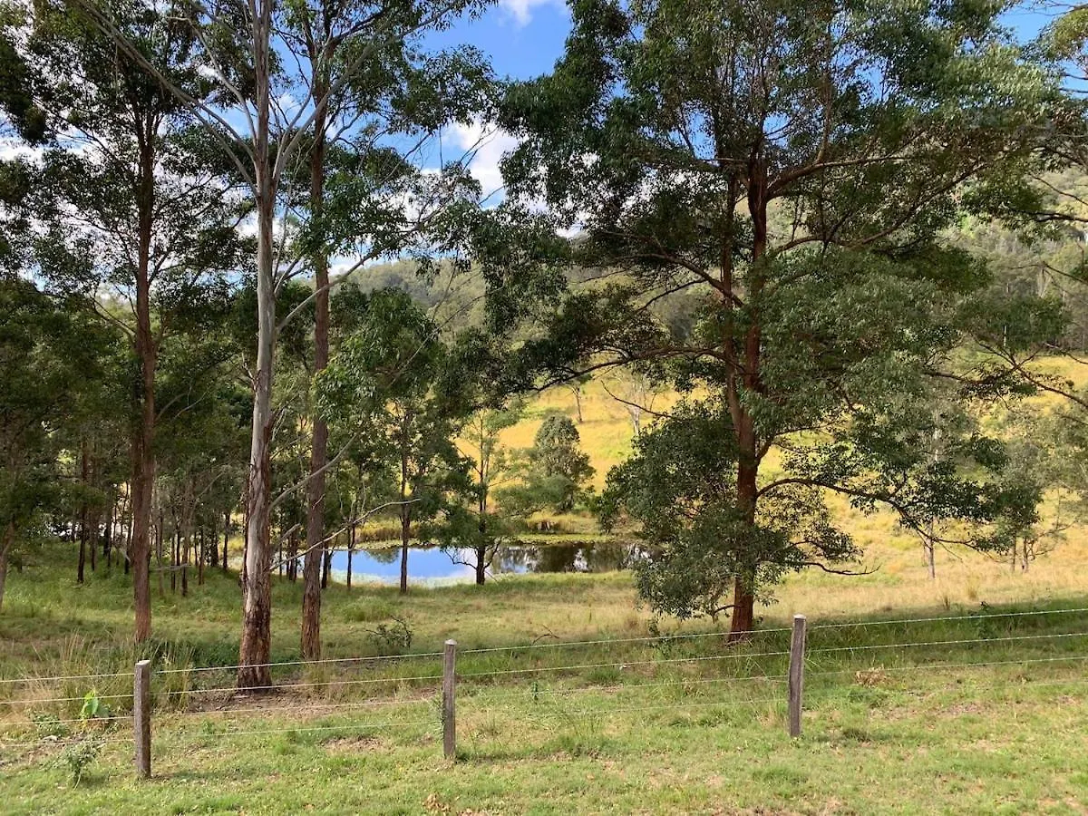 Villa Romance Awaits At Down At The Dale Studio Conondale